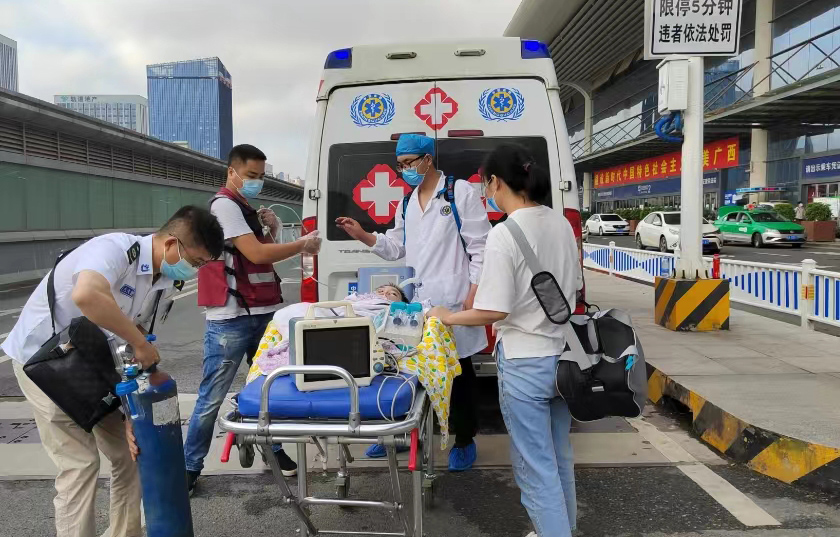 岑巩县救护车出租公司